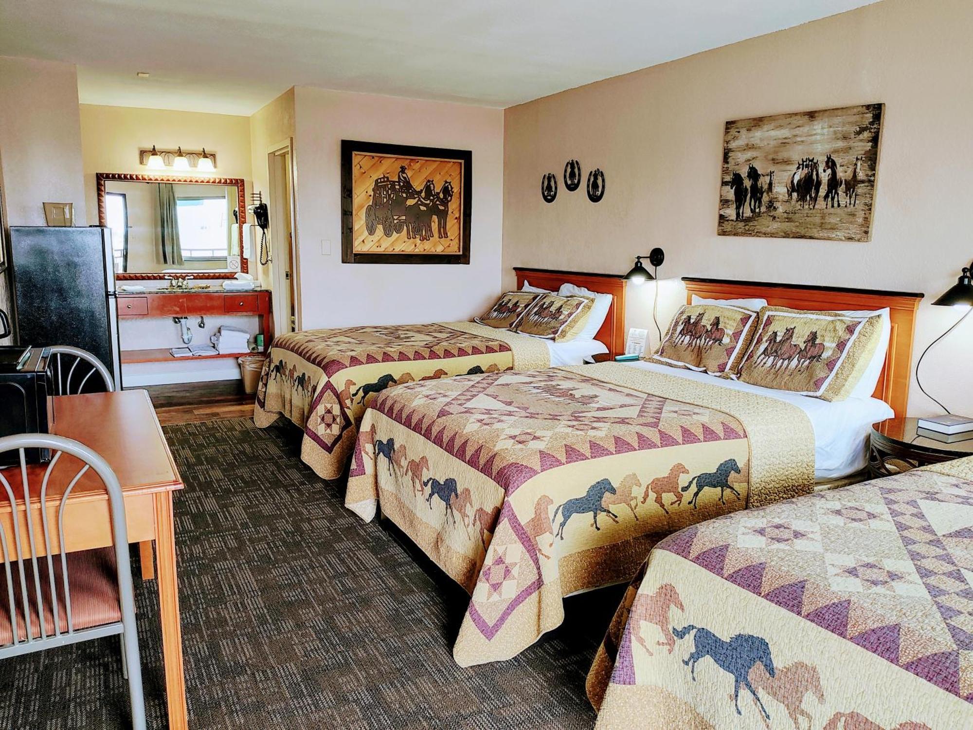 The Lodge At Russell - Russell Inn Номер фото