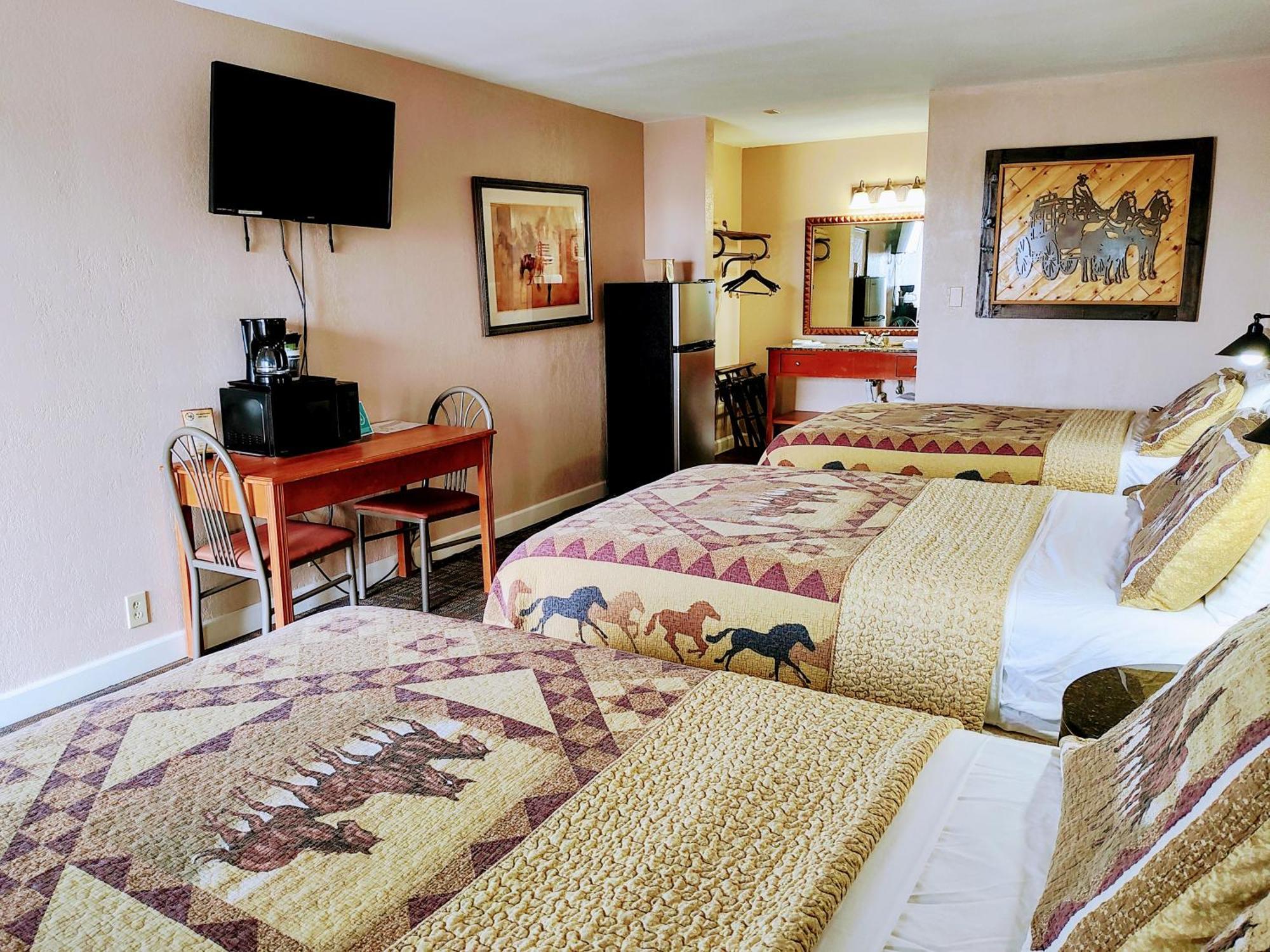 The Lodge At Russell - Russell Inn Номер фото